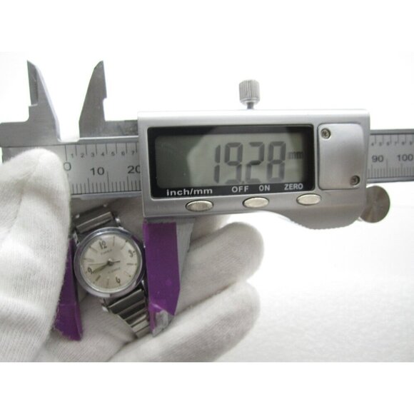 Vtg Women Timex 17 Jewels  Hand Wind Analog 19mm Round Watch (H990) main image 6